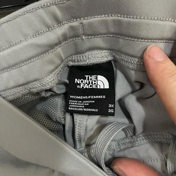 The North Face Woman’s Pants Size 3X - Picture 2 of 7
